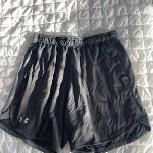 UNDER ARMOUR Men’s Dark Grey Athletic Shorts